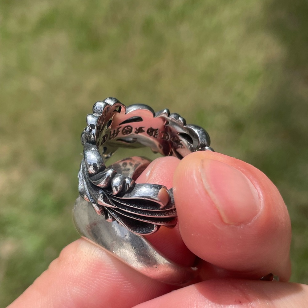Elegant Silver Women's Ring